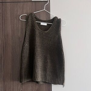 Oak + Fort Knit Vest Olive Green